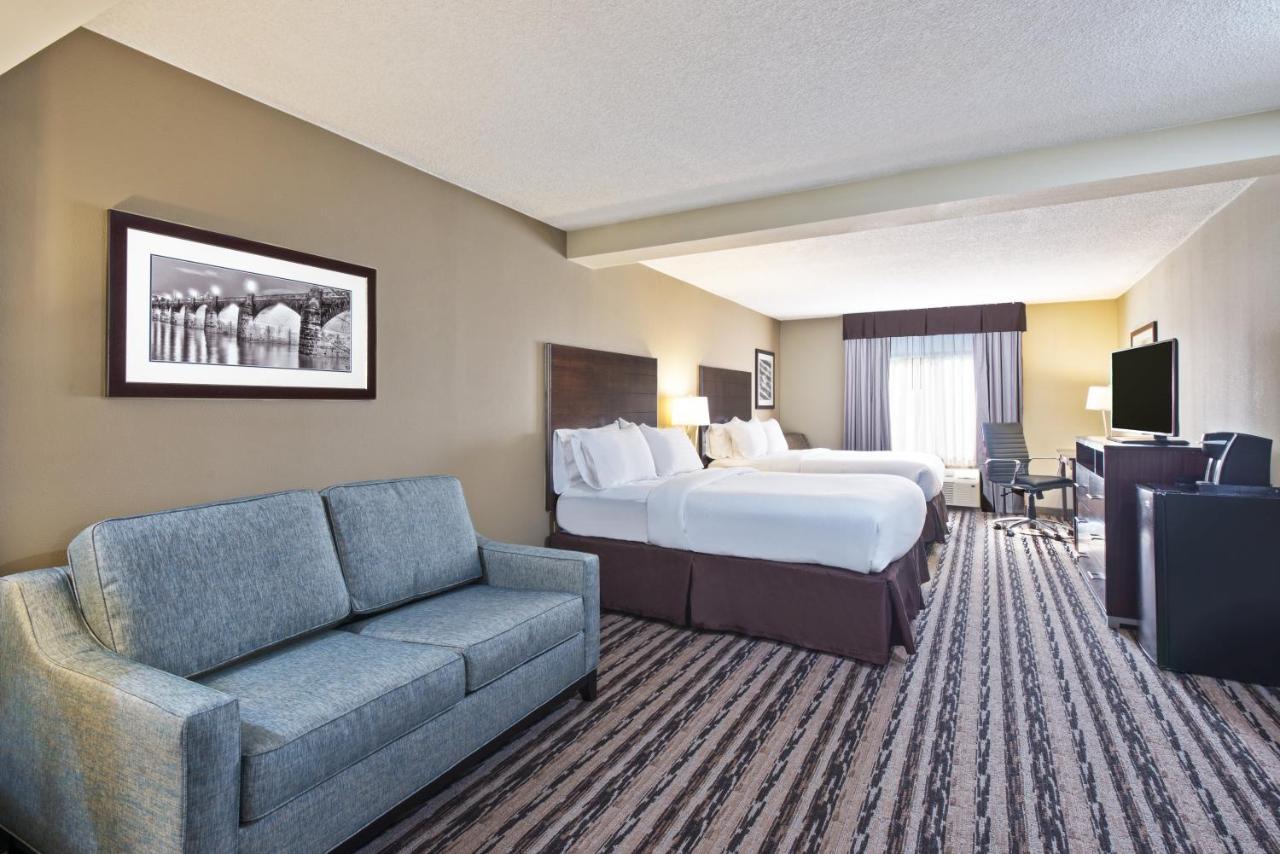 Holiday Inn Harrisburg East By Ihg Middletown  Bagian luar foto